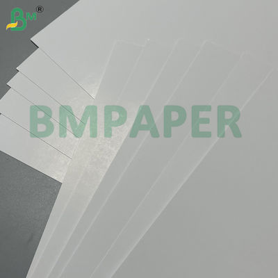 300g-330g Błękitny rdzeń Gładka trwałość Ekologiczny - przyjazny biały powlekany papier pokerowy do tworzenia kart do gry