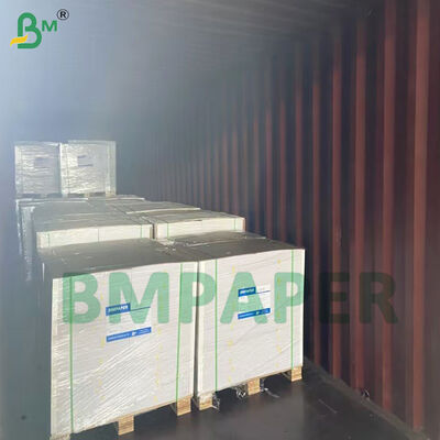 Niebieski rdzeń kartonu dwustronnego, błyszczącego papieru do druku kart o wysokiej precyzji