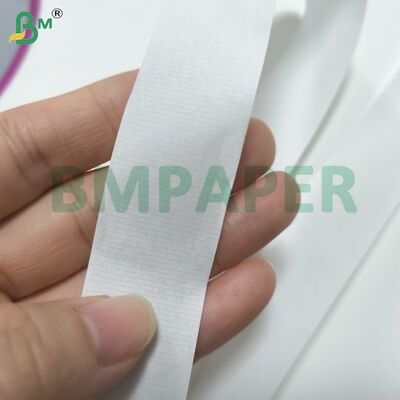 Papier fakturowany o wysokiej przepuszczalności powietrza 25 g/m² wstępnie docięte małe rolki do produkcji papierosów
