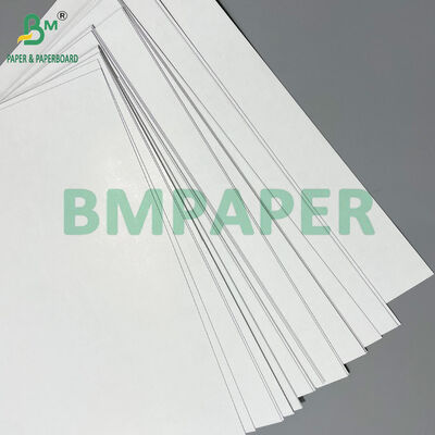 320GSM C2S Poker Paper With Black Core 72cm X 102cm do tworzenia kart do gier