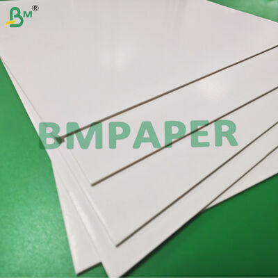 1 mm 1,5 mm Karton Montado Blanco do kosmetyków Pudełko 70 x 100 cm Wysoka sztywność